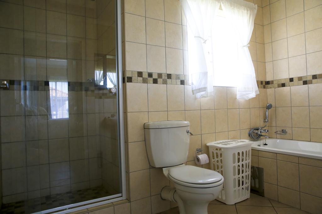 African Eagle Apartments Witfield Ngoại thất bức ảnh