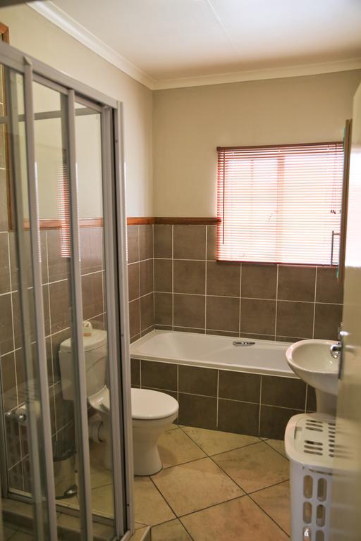 African Eagle Apartments Witfield Ngoại thất bức ảnh