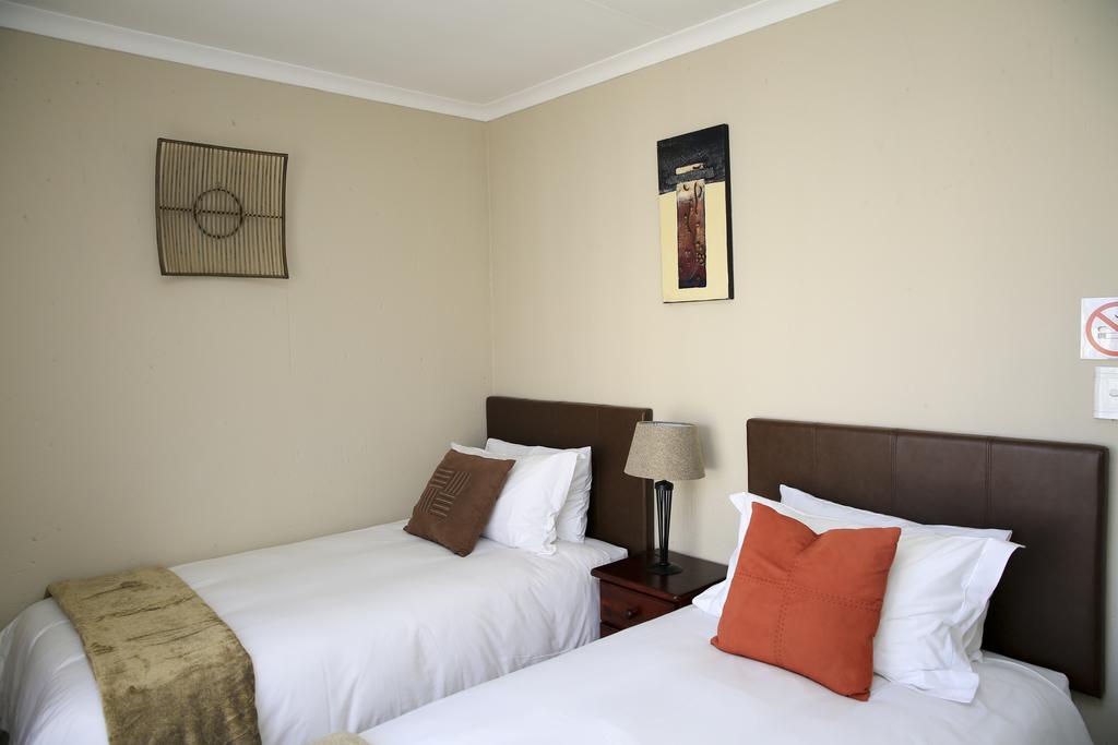 African Eagle Apartments Witfield Ngoại thất bức ảnh